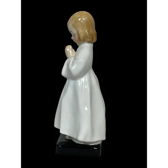 Vtg. Royal Doulton Bedtime HN 1978 Praying Girl Figurine Fine Bone China - Picture 4 of 5